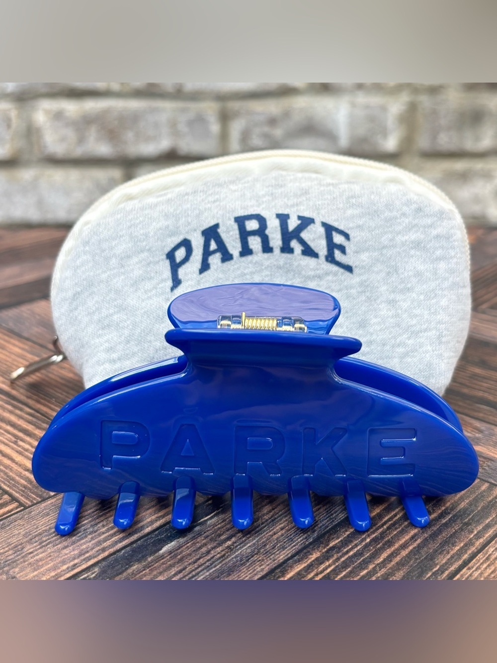 New Parke Claw Clip In Denim